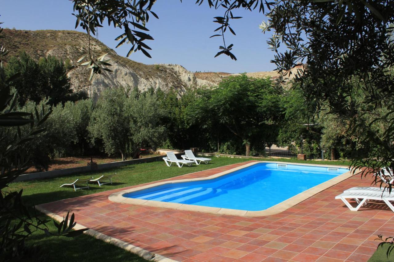 Hinojares Apartamentos La Granja מראה חיצוני תמונה